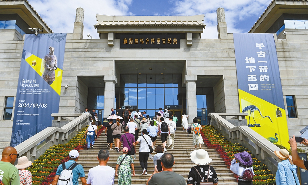 Visitors flood to the Emperor Qinshihuang's Mausoleum Site Museum for the exhibition in Xi'an to commemorate the 50th anniversary of the discovery of the Terracotta Warriors. Photo: Courtesy of Emperor Qinshihuang's Mausoleum Site 