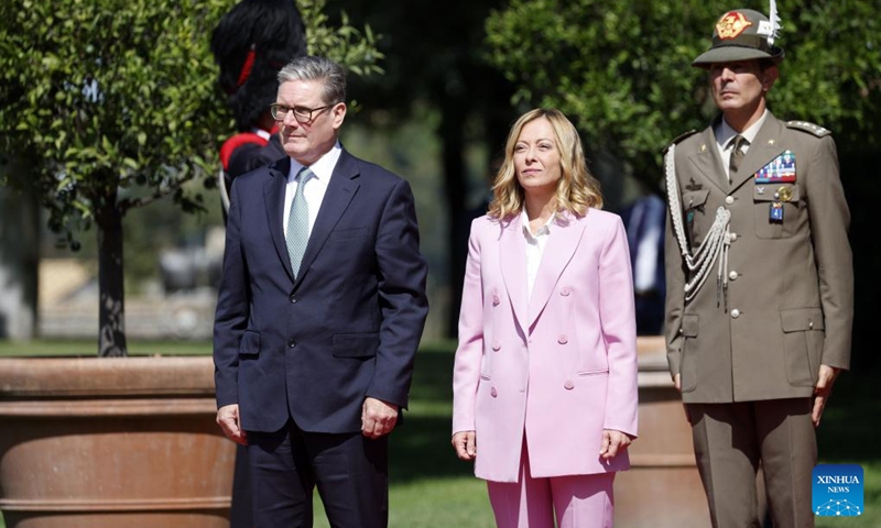 Italian Prime Minister Giorgia Meloni (R, Front) welcomes British Prime Minister Keir Starmer at Villa Doria Pamphili in Rome, Italy, on Sept. 16, 2024. The two leaders held a closed-door session before addressing the media, discussing immigration, the Russia-Ukraine conflict, energy policy, economic growth, and post-Brexit relations between the UK and the European Union. (Photo: Xinhua)