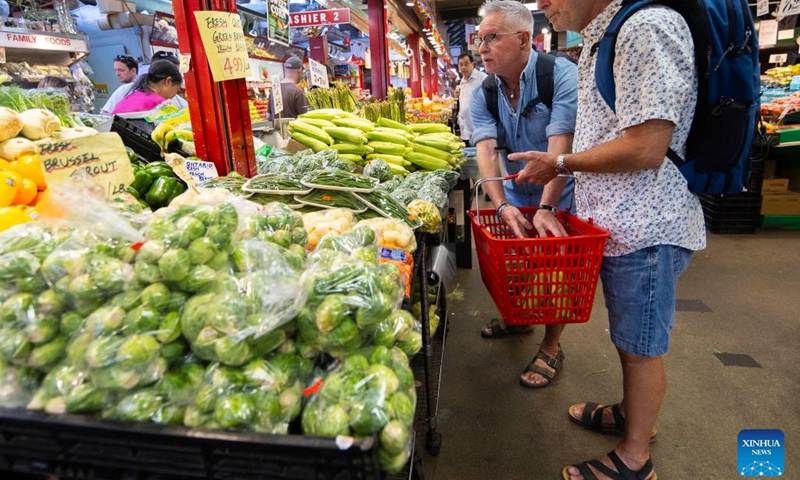 Customers shop for groceries at a market in Toronto, Canada, on Sept. 17, 2024. Canada's Consumer Price Index (CPI) rose 2 percent on a year-over-year basis in August, back to the inflation target set by the Bank of Canada, Statistics Canada said Tuesday.  (Photo: Xinhua)