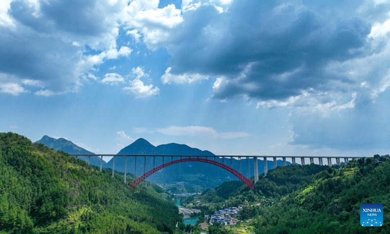 An aerial drone photo shows the Daxiaojing grand bridge on the expressway linking Pingtang and Luodian in southwest China's Guizhou Province, Sept. 5, 2024. Guizhou, with 92.5 percent of its area filled with mountains and hills, has been committed to eliminating bottlenecks in land transportation. Currently, the province has built over 200,000 km of highways, including more than 8,000 kilometers of expressways in operation. (Photo: Xinhua)