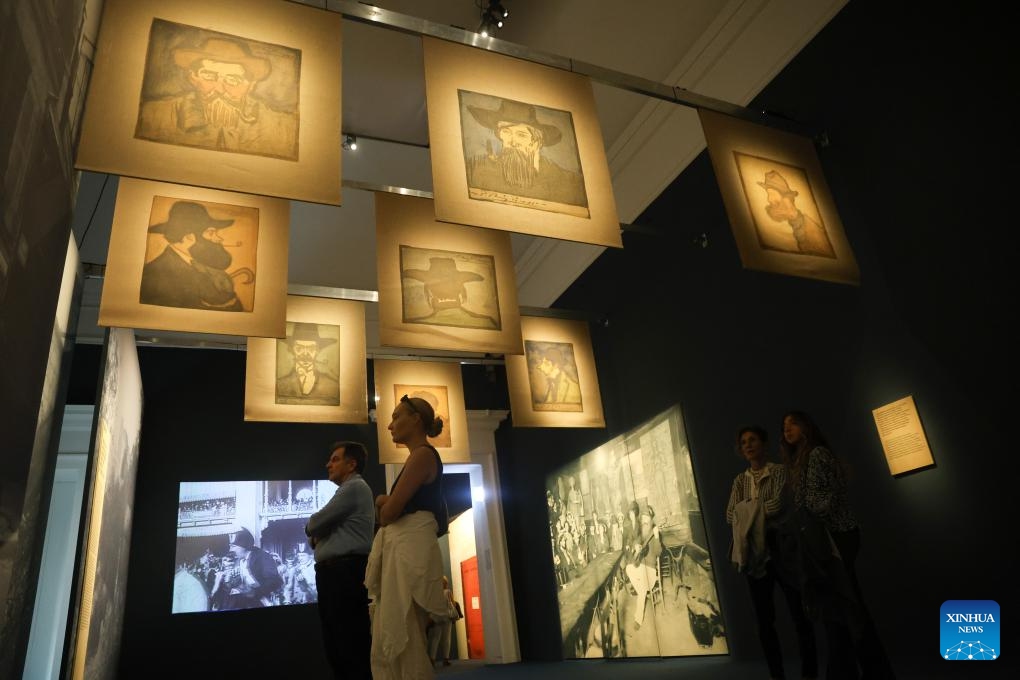 Visitors view works of Pablo Picasso at the exhibition Picasso Lo Straniero in the Royal Palace of Milan in Milan, Italy, Sept. 22, 2024. (Photo: Xinhua)