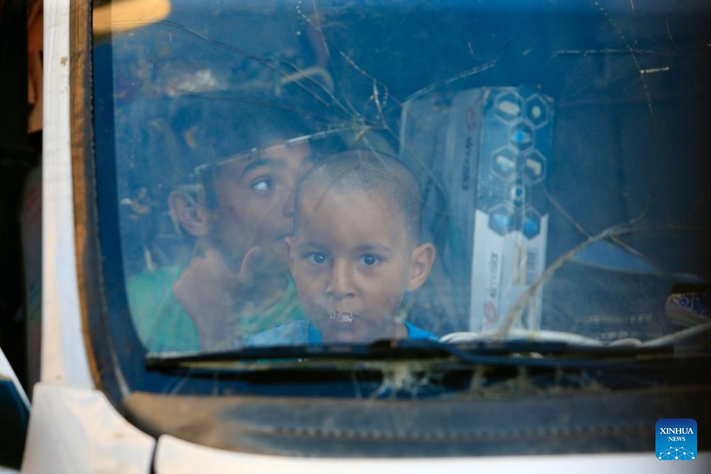 Displaced Lebanese flee the Israeli bombing of southern Lebanon in Sidon, Lebanon, on Sept. 23, 2024. (Photo: Xinhua)