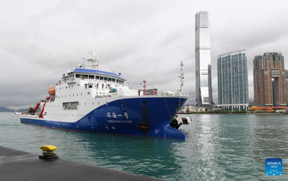 Research vessel Deep Sea No. 1 arrives at Tsim Sha Tsui Ocean Terminal in Hong Kong, south China, Sept. 24, 2024. China's research vessel Deep Sea No. 1, carrying manned submersible Jiaolong, received a warm welcome Tuesday in the Hong Kong Special Administrative Region (HKSAR), the first time they visited the city. (Photo: Xinhua)