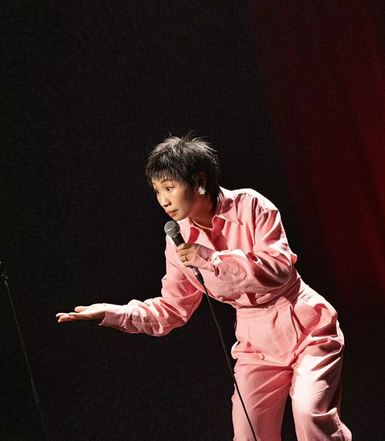 Stand-up comedians Xiao Lu  Photo: Courtesy of iQIYI