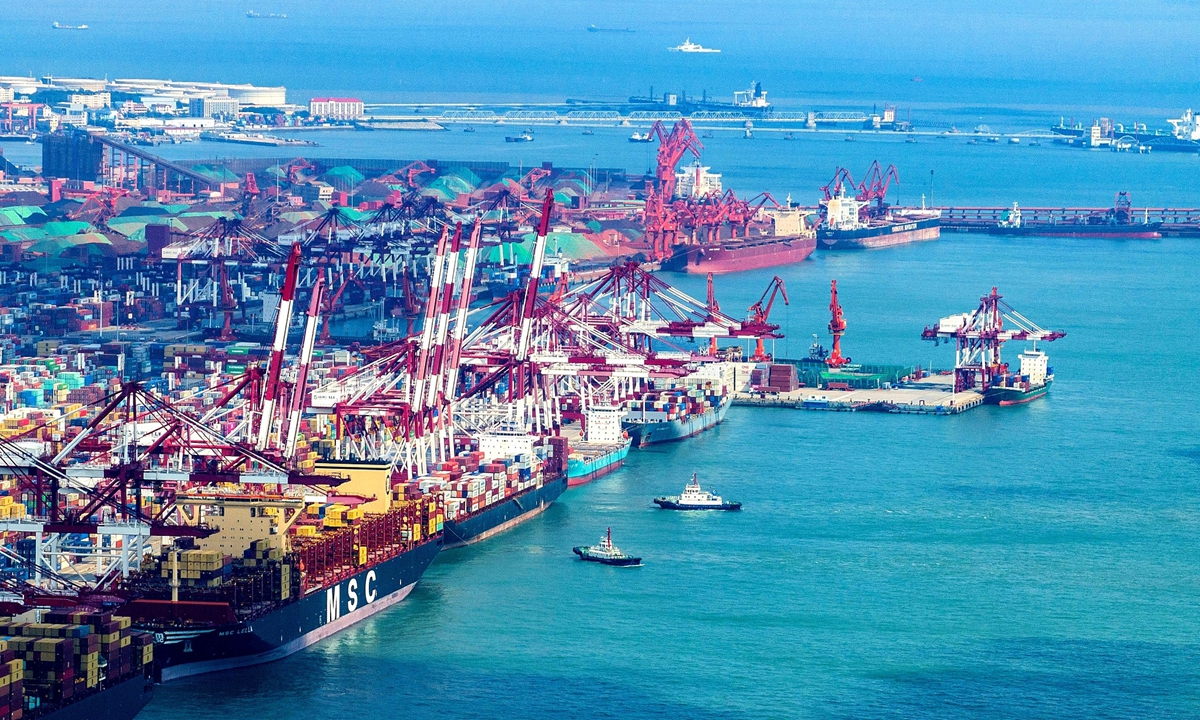 A view of the busy Qingdao Port during the National Day holidays Photo:VCG