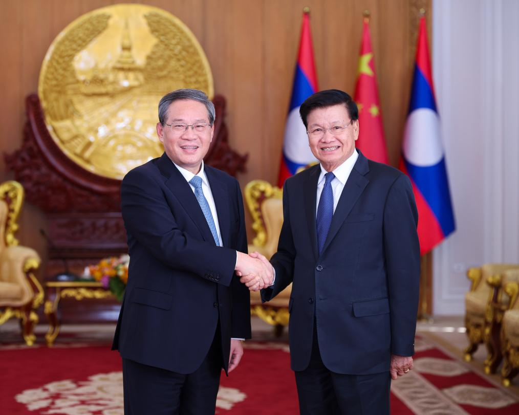 Chinese Premier Li Qiang meets with General Secretary of the Lao People's Revolutionary Party Central Committee and Lao President Thongloun Sisoulith in Vientiane, Laos, Oct. 11, 2024. (Photo: Xinhua)