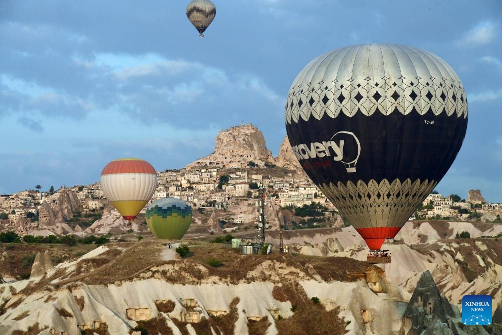 Hot air balloons are seen in Cappadocia, Türkiye on Oct. 9, 2024. (Photo: Xinhua)