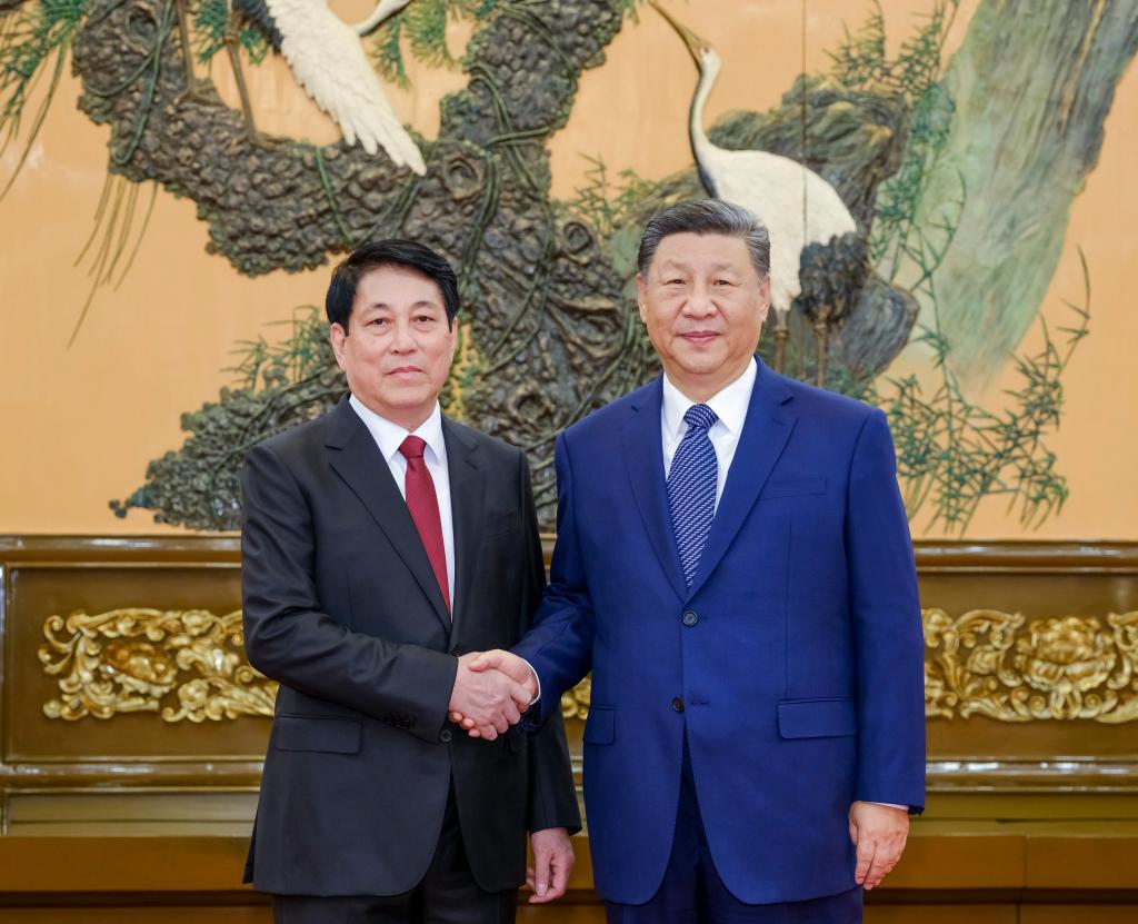 Xi Jinping, general secretary of the Communist Party of China Central Committee and Chinese president, meets with Luong Cuong, member of the Political Bureau of the Communist Party of Vietnam (CPV) Central Committee and permanent member of the CPV Central Committee Secretariat, at the Great Hall of the People in Beijing, capital of China, Oct. 11, 2024. (Photo: Xinhua)