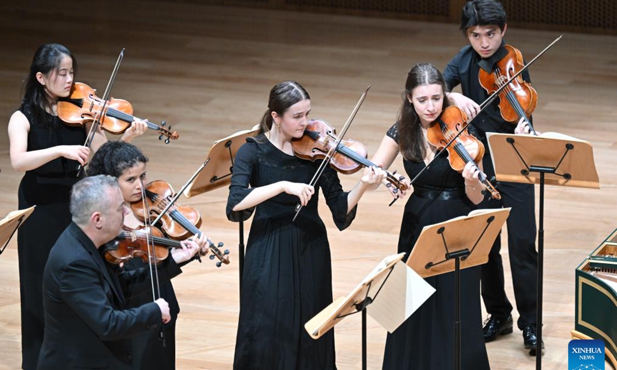 Juilliard415, an ensemble of Juilliard's Historical Performance program, performs at the Tianjin Juilliard School in north China's Tianjin, Oct. 13, 2024.

The ensemble is now on a performance tour that will also bring it to cities of Beijing, Nanjing, Suzhou and Shanghai. Apart from performance, the ensemble will also host lectures, workshops and joint rehearsals at the Tianjin Juilliard School. (Photo: Xinhua)