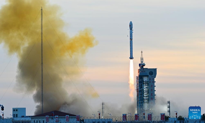 A Long March-4C carrier rocket carrying the Gaofen-12 05 satellite blasts off from the Jiuquan Satellite Launch Center in northwest China, Oct. 16, 2024. The satellite entered the planned orbit successfully. (Photo: Xinhua)