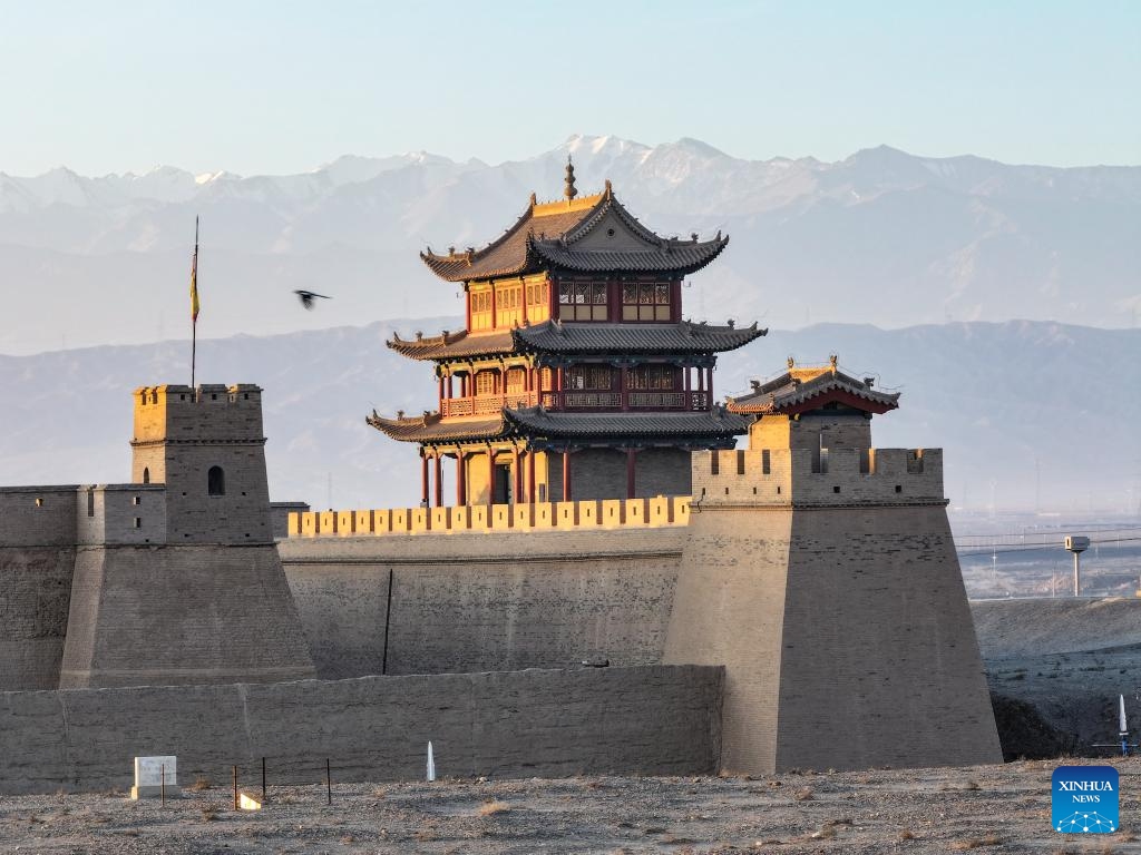 A drone photo taken on Oct. 17, 2024 shows the autumn scenery of the Jiayu Pass in the city of Jiayuguan, northwest China's Gansu Province. The Jiayu Pass is the starting point of a section of the Great Wall constructed during the Ming Dynasty (1368-1644). The pass also served as a vital passage on the ancient Silk Road. (Photo: Xinhua)