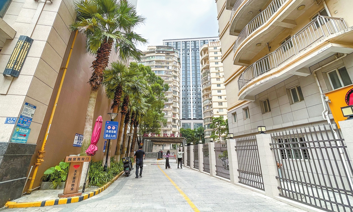 A pathway connecting two residential compounds in Quanzhou, East China's Fujian Province, once was a point of contention for over a decade. Photo: Huang Lanlan/GT 