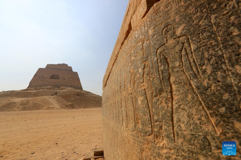 This photo taken on Oct. 16, 2024 shows the detail of a sarcophagus near the Meidum Pyramid in Beni Suef Governorate, Egypt. Meidum Pyramid is thought to be built by Pharaoh Sneferu, the first pharaoh of the Fourth Dynasty of ancient Egypt. The pyramid has a history of around 4,600 years. (Photo:Xinhua)