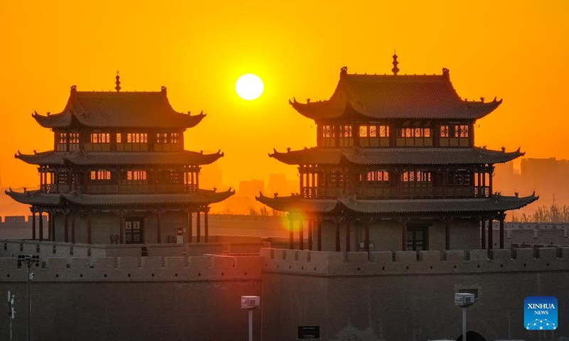 A drone photo taken on Oct. 17, 2024 shows the autumn scenery of the Jiayu Pass in the city of Jiayuguan, northwest China's Gansu Province. The Jiayu Pass is the starting point of a section of the Great Wall constructed during the Ming Dynasty (1368-1644). The pass also served as a vital passage on the ancient Silk Road. (Photo: Xinhua)