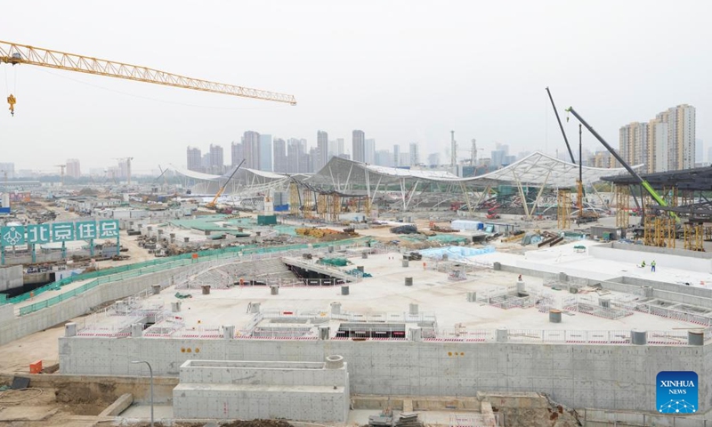 This photo taken on Oct. 17, 2024 shows the construction site of the Beijing sub-center comprehensive transportation hub in Tongzhou District, sub-center of Beijing, capital of China. Designed with underground transportation, the hub effectively alleviates the disturbance of large-scale transportation hubs on surface traffic and urban development. (Photo: Xinhua)