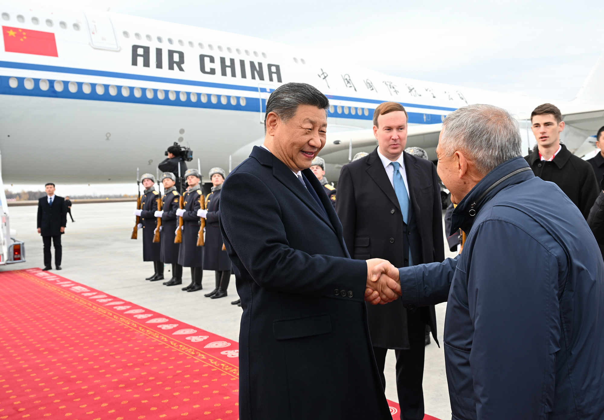 Chinese President Xi Jinping arrives in Russia's Kazan on Tuesday for the 16th BRICS Summit. Russian officials greeted Xi at the airport. Photo: Xinhua