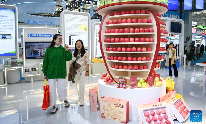 People visit the 31st China Yangling Agricultural Hi-tech Fair in Yangling, northwest China's Shaanxi Province, Oct. 25, 2024. Featuring innovations in agricultural high-tech achievements, the 31st China Yangling Agricultural Hi-tech Fair kicked off here on Friday. The fair will last until Oct. 29. (Photo: Xinhua)