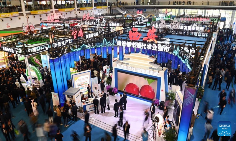 People visit the 31st China Yangling Agricultural Hi-tech Fair in Yangling, northwest China's Shaanxi Province, Oct. 25, 2024. Featuring innovations in agricultural high-tech achievements, the 31st China Yangling Agricultural Hi-tech Fair kicked off here on Friday. The fair will last until Oct. 29. (Photo: Xinhua)