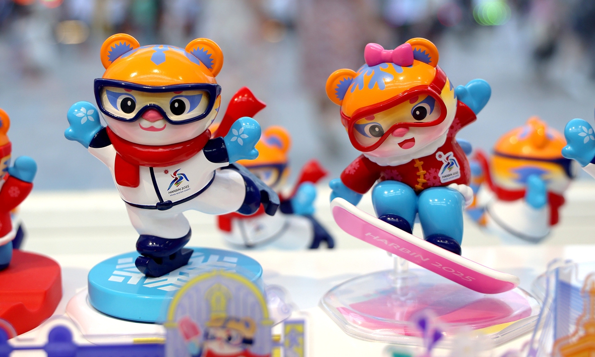 Mascots of the 2025 Asian Winter Games  Photo: VCG