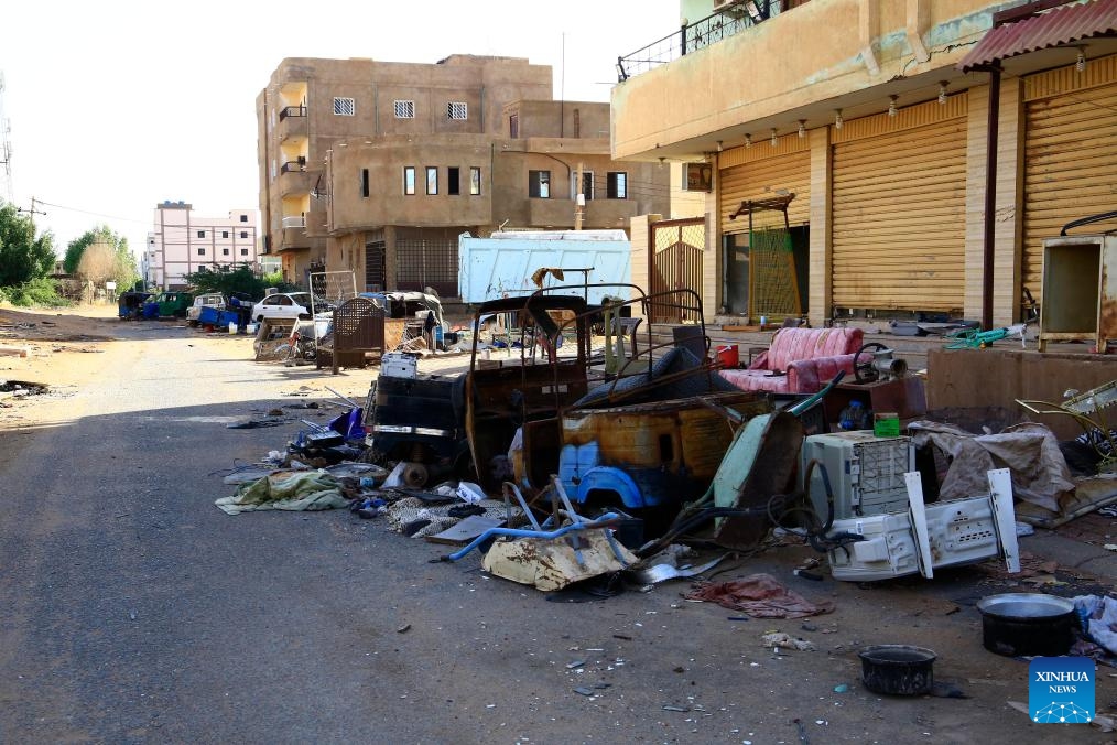 The photo, taken on October 28, 2024, shows items scattered on a street in the city of Bahri, north of Khartoum, Sudan. More than 14 million people have fled their homes since the start of the ongoing conflict in Sudan, the International Organization for Migration (IOM) said on Tuesday. (Photo: Xinhua)