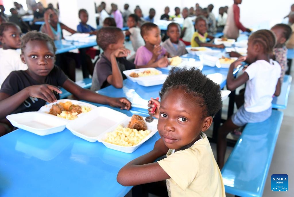 Students have meals at the dining hall of Satotwa Primary School in the Kavango West region in Namibia, Oct. 28, 2024. The Namibian government on Monday accepted the handover of four China-aided schools in the Kavango West and Zambezi regions of the southern African country. (Photo: Xinhua)