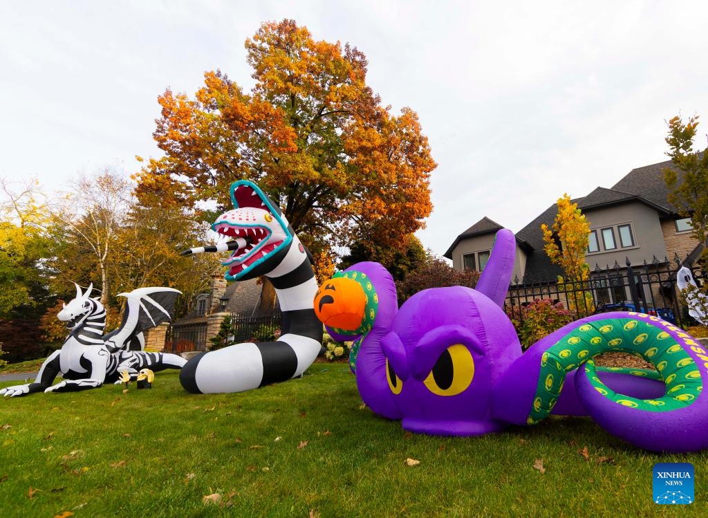 Halloween decorations are seen in front of a house in Mississauga, Ontario, Canada, October 29, 2024. (Photo: Xinhua)