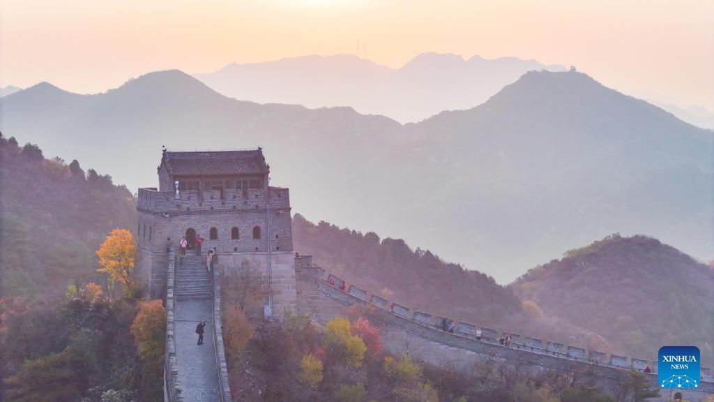 A drone photo taken on Oct. 29, 2024 shows a morning view of the Badaling section of the Great Wall in Beijing, capital of China. (Photo: Xinhua)