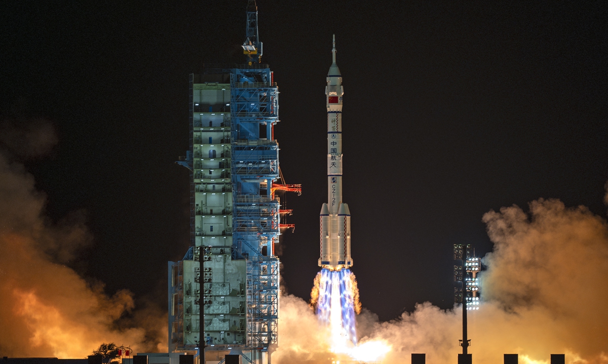 The Shenzhou-19 crewed spacecraft, atop a Long March-2F carrier rocket, is launched from the Jiuquan Satellite Launch Center in Northwest China on October 30, 2024. Photo: VCG