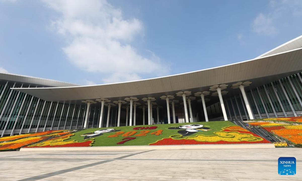 This photo taken on Nov. 2, 2024 shows the south square of the National Exhibition and Convention Center (Shanghai), the main venue for the 7th China International Import Expo (CIIE), in east China's Shanghai. Preparations for the 7th CIIE, which is scheduled to take place in Shanghai from Nov. 5 to 10, have entered the final stage. (Photo:Xinhua)