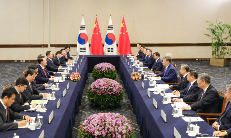 Chinese President Xi Jinping meets with South Korean President Yoon Suk-yeol on the sidelines of the 31st APEC Economic Leaders' Meeting in Lima, Peru, Nov. 15, 2024. (Photo: Xinhua)