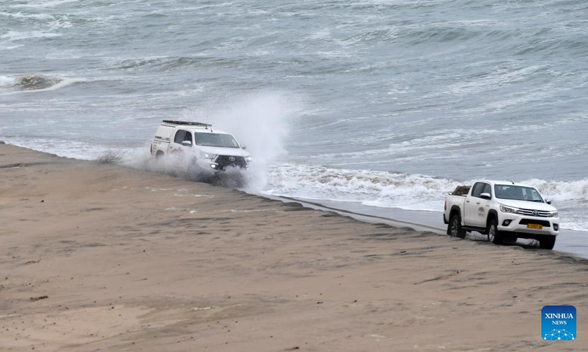 Cars run along the coastline at the Namib-Naukluft National Park in Namibia, Nov. 2, 2024. (Photo: Xinhua)