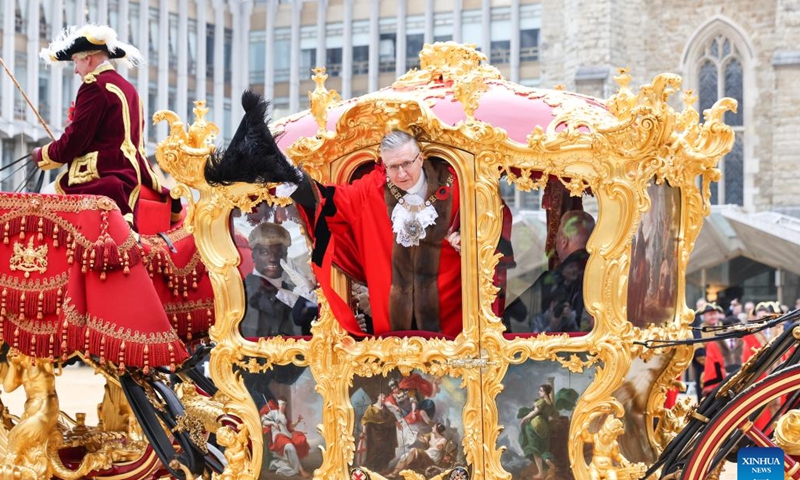 Alastair King, the 696th Lord Mayor of London, waves to crowds during the Lord Mayor's Show in London, Britain, on Nov. 9, 2024. The annual Lord Mayor's Show was held here on Saturday. The City of London elects a new Lord Mayor every year.

Alistair King, the 696th Lord Mayor of London, waved to crowds from his golden carriage along the route. (Xinhua)