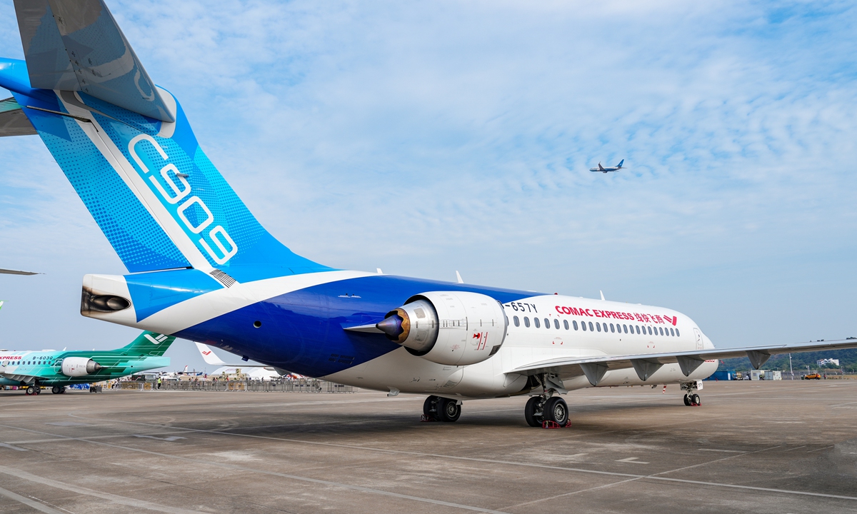 The displayed C909 aircraft at the ongoing the 15th China International Aerospace Expo in Zhuhai, South China's Guangdong Province on November 12, 2024 Photo: Courtesy of COMAC 