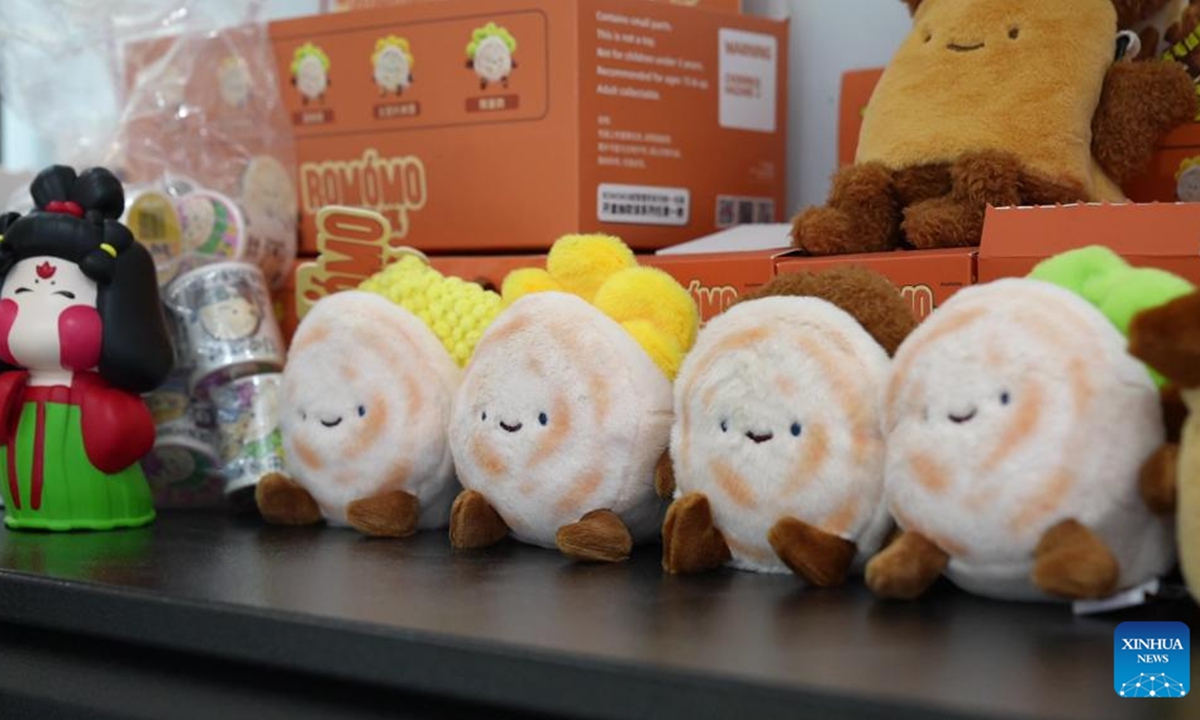 This photo shows ROMOMO stuffed toys in Xi'an, northwest China's Shaanxi Province, Oct. 31, 2024. (Photo: Xinhua)