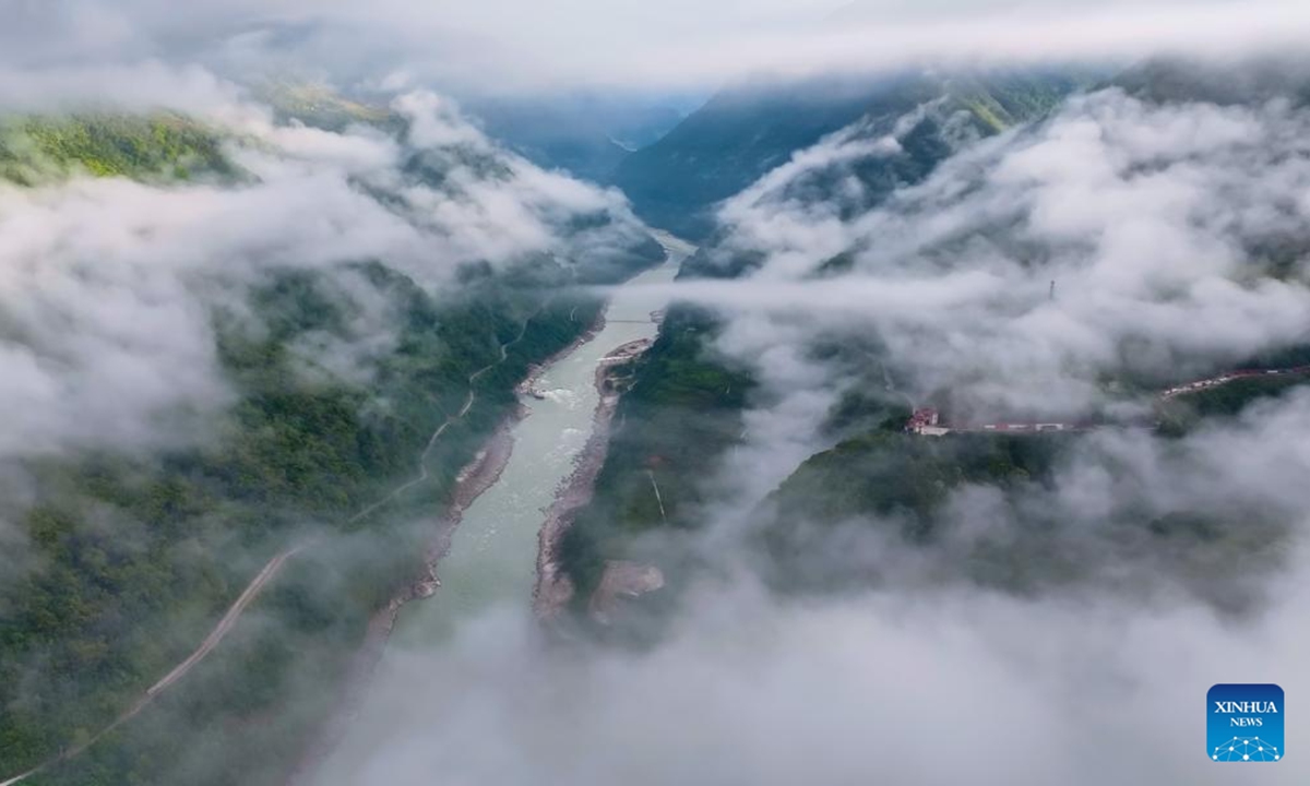 An aerial drone photo taken on Nov. 11, 2024 shows the sea of clouds in Medog County, southwest China's Xizang Autonomous Region. Medog sits at an average altitude of 1,200 meters, with a humid climate and abundant rainfall. It is located in a deep valley in the Himalayas, besieged by high hills and primitive forests. (Photo: Xinhua)