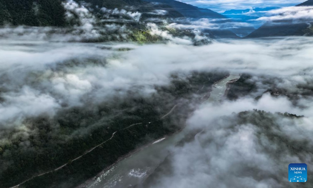 An aerial drone photo taken on Nov. 11, 2024 shows the sea of clouds in Medog County, southwest China's Xizang Autonomous Region. Medog sits at an average altitude of 1,200 meters, with a humid climate and abundant rainfall. It is located in a deep valley in the Himalayas, besieged by high hills and primitive forests. (Photo: Xinhua)