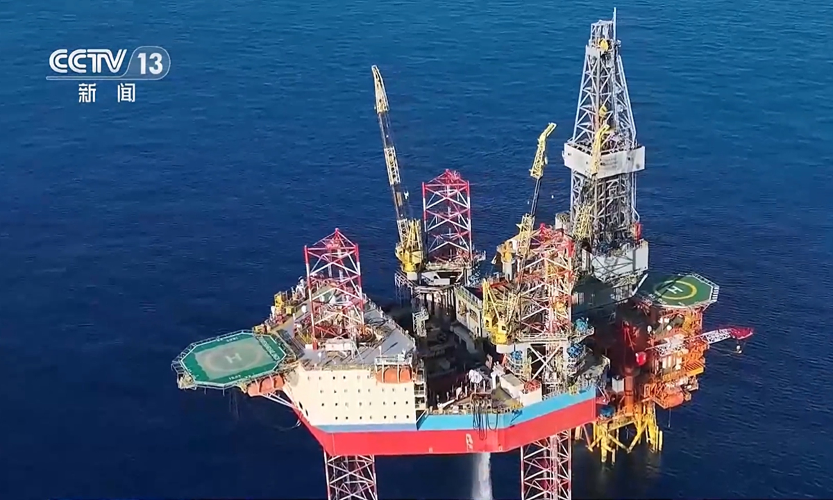 China’s largest offshore Enping 15-1 oilfield group of the China National Offshore Oil Corporation (CNOOC), locatedin the Pearl River Mouth Basin in the South China Sea. This is also Asia's largest offshore oil production platforme. Photo: Screenshot from the CCTV News