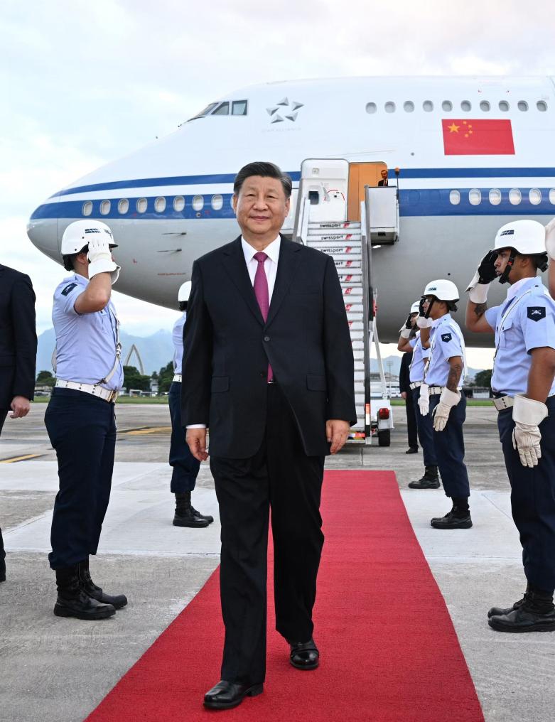 Chinese President Xi Jinping arrives in Rio de Janeiro, Brazil, on Nov. 17, 2024. Xi arrived here Sunday for the 19th G20 Summit and a state visit to Brazil at the invitation of President Luiz Inacio Lula da Silva. (Xinhua/Li Xueren)