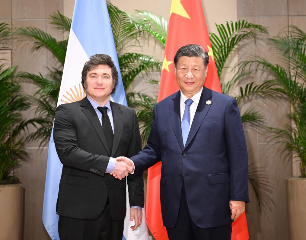 Chinese President Xi Jinping meets with Argentine President Javier Milei on the sidelines of the G20 Leaders' Summit in Rio de Janeiro, Brazil, Nov. 19, 2024. (Photo: Xinhua)