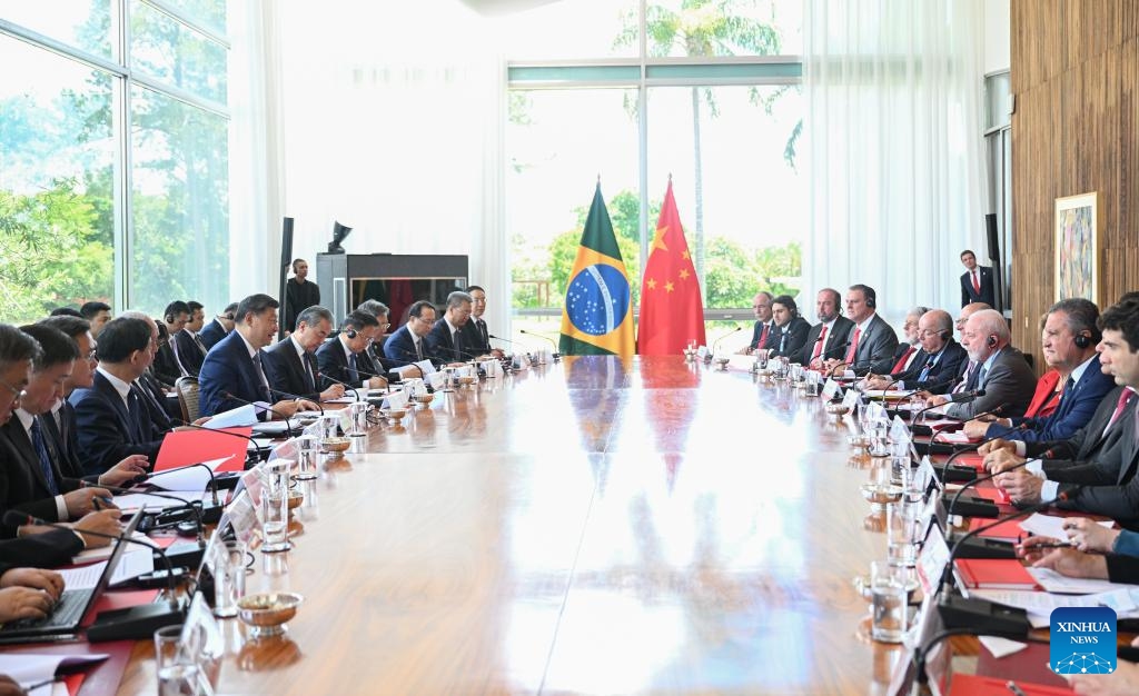 Chinese President Xi Jinping holds talks with his Brazilian counterpart Luiz Inacio Lula da Silva in Brasilia, Brazil, Nov. 20, 2024. (Xinhua/Li Xueren)