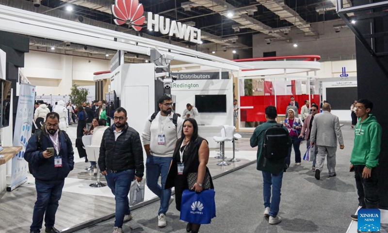 People visit the booth of Chinese company Huawei at Cairo ICT 2024 in Cairo, Egypt, on Nov. 20, 2024. Chinese companies took the limelight at Egypt's largest information and communications technology (ICT) exhibition, Cairo ICT 2024, exploring opportunities to expand in the Middle East region and Africa. (Xinhua/Ahmed Gomaa)