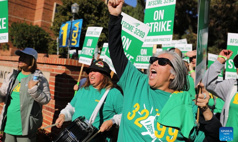 Healthcare workers protest in front of the Ronald Reagan UCLA Medical Center in Los Angeles, California, the United States, on Nov. 20, 2024. (Photo by Qiu Chen/Xinhua)