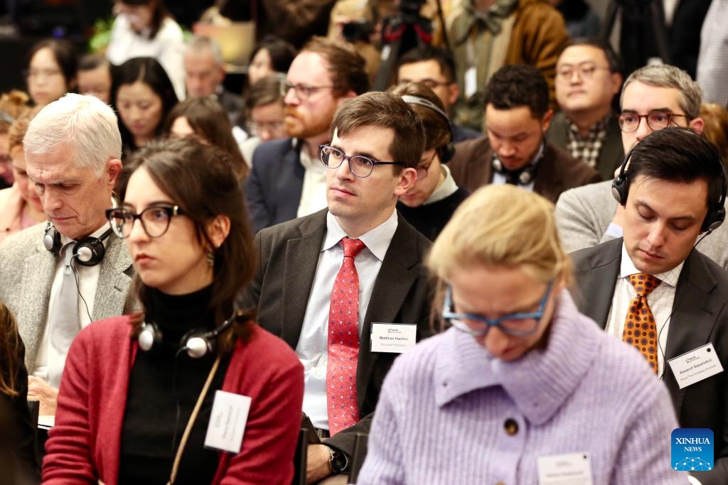 Participants attend the EU-China Forum in Brussels, Belgium, Nov. 21, 2024.(Xinhua/Zhao Dingzhe)