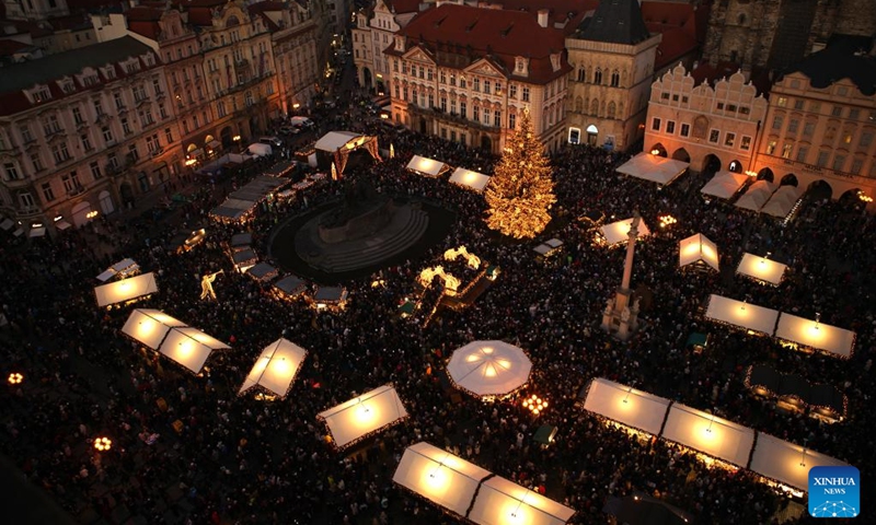 This photo taken on Nov. 30, 2024 shows a view of a Christmas market at the Old Town Square in Prague, the Czech Republic. Photo: Xinhua