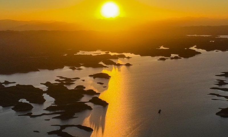 An aerial drone photo taken on Nov. 29, 2024 shows a view of the Danjiangkou Reservoir in central China's Hubei Province. Photo: Xinhua