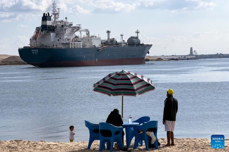 A ship sails on the Suez Canal in Ismailia Governorate, Egypt, Dec. 5, 2024. Photo: Xinhua