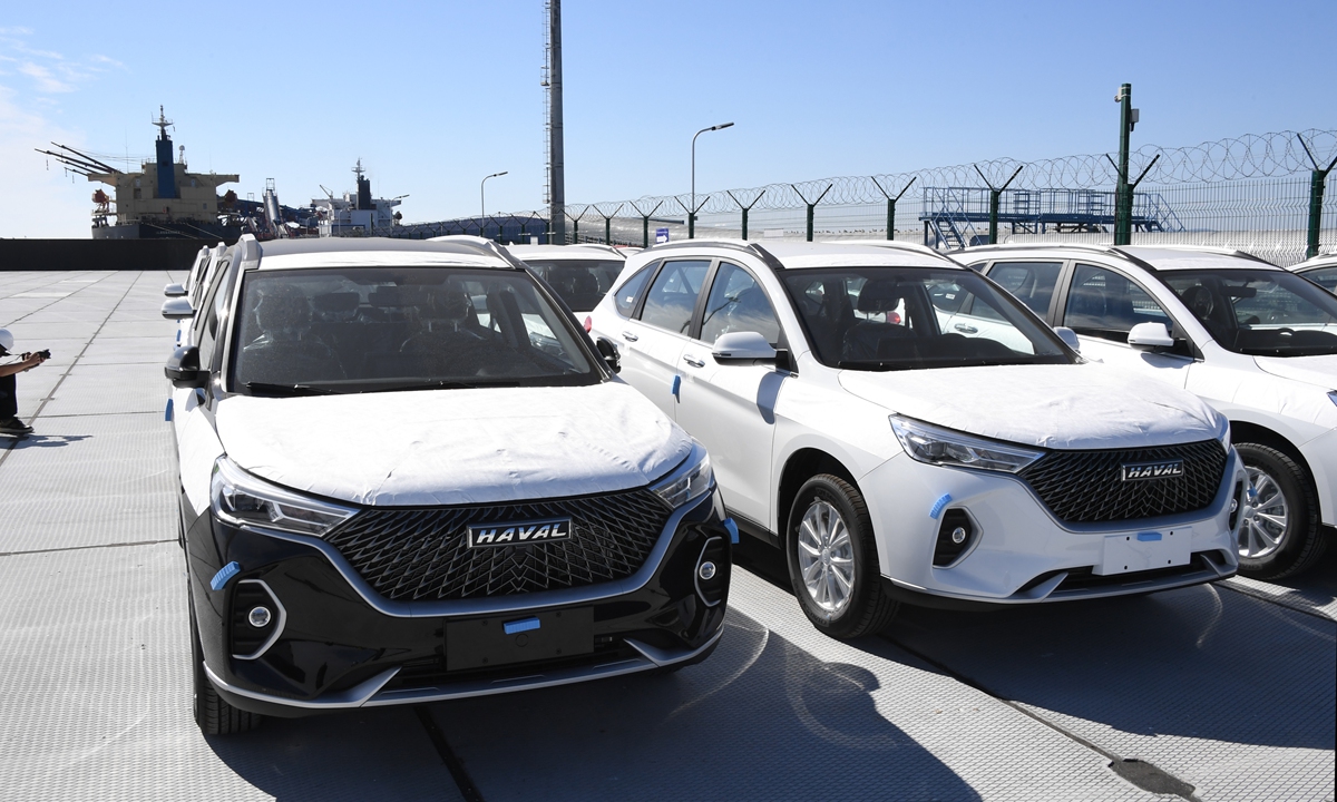 Imported Chinese cars are being declared to customs at the port of Sukhodol in Shkotovsky District of Primorye Territory, Russia. The Sukhodol seaport, which previously focused only on coal exports, has begun handling imports. Customs officials have processed the first import cargo to arrive at the port, which consisted of 548 automobiles from China's Haval and Changan. In future, there are plans to turn the port into a multipurpose hub that handles containers, grain and other general cargo. There are also plans for liquefied natural gas, methanol and mineral fertilizer facilities and a fish cluster.Photo: VCG