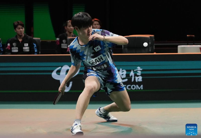 Oh Junsung of South Korea competes during the men's singles match against Lin Shidong of China at the final match between China and South Korea at the ITTF Mixed Team World Cup 2024 in Chengdu, southwest China's Sichuan Province, Dec. 8, 2024. Photo: Xinhua