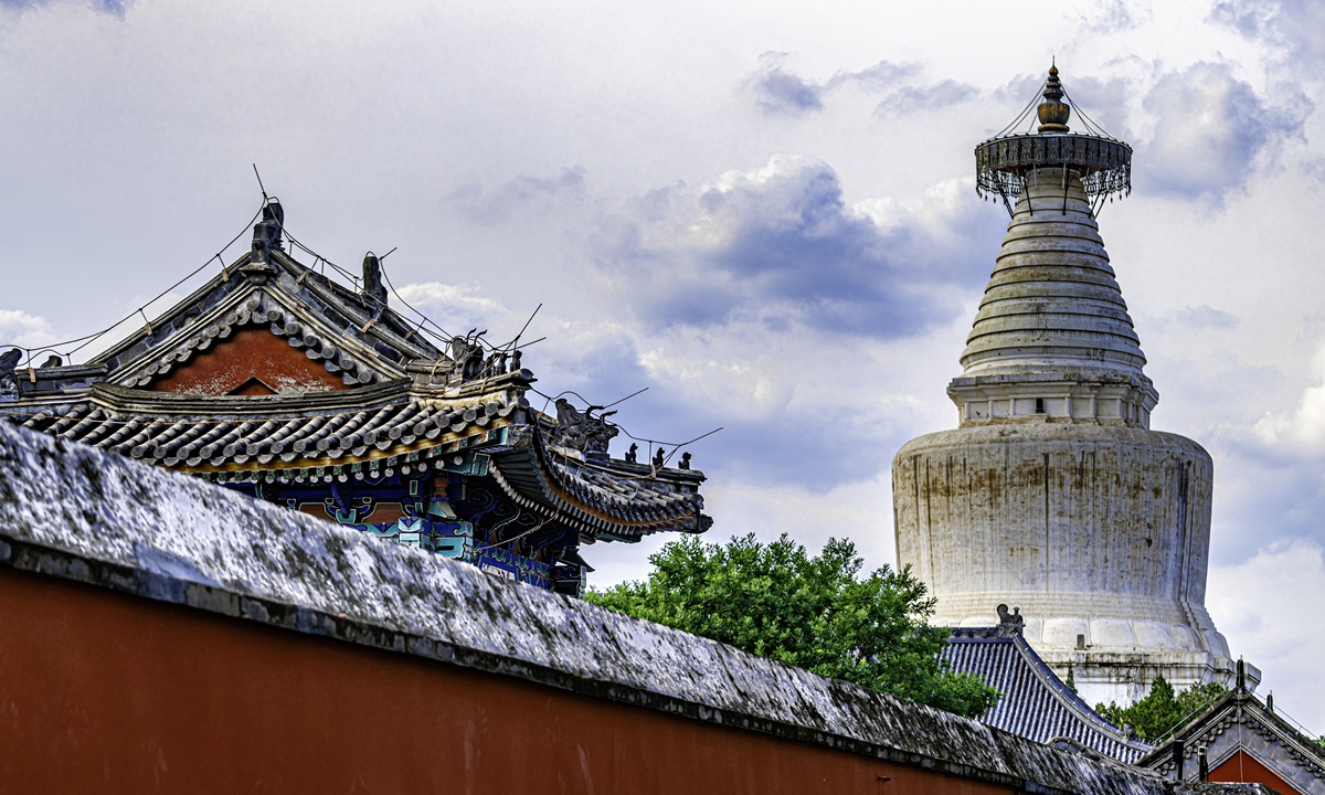 A view of Miaoying Temple, also called Baita Temple, in Beijing Photo: VCG