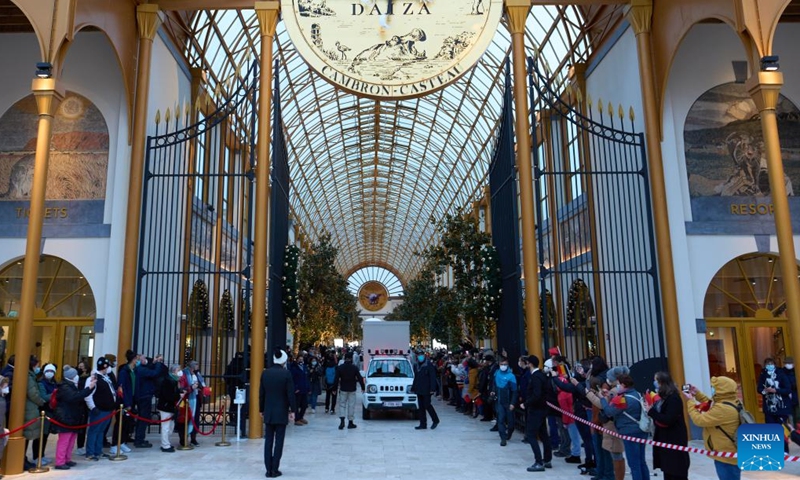 People bid farewell to pandas at Pairi Daiza zoo in Brugelette, Belgium, Dec. 10, 2024. (Photo: Xinhua)